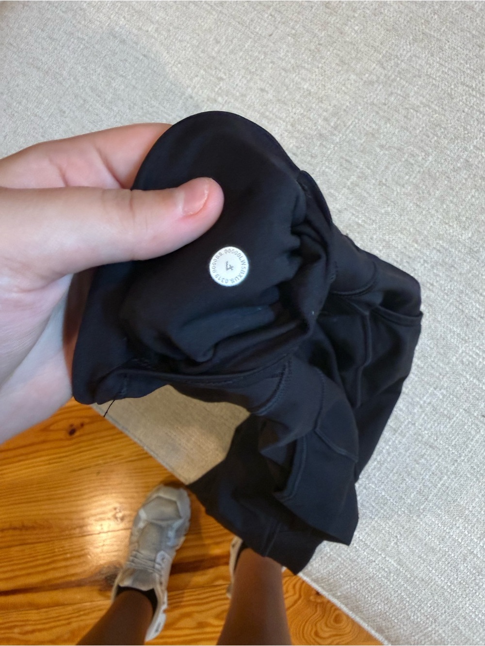 lululemon athletica Black High-Rise Leggings with Side Pockets 28in inseam - Picture 3 of 4
